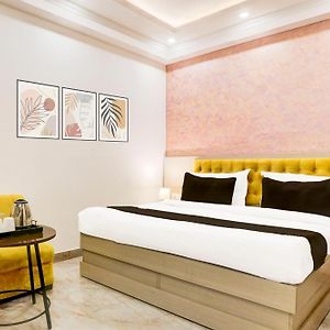 Townhouse Eden Garden Zirakpur